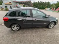 Gebraucht Renault Clio Luxe 101 PS (74 kW) 2009 Schwarz Kombi