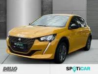 Gebraucht Peugeot e-208 Allure 100 kW (136 PS) 2023 Gelb Kleinwagen