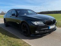 Gebraucht BMW 740 306 PS (225 kW) 2011 Schwarz Limousine