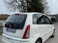 Gebraucht Lancia Musa 95 PS (69 kW) 2010 Weiß Van / Kleinbus