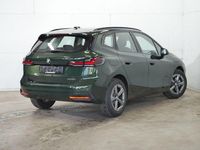 Gebraucht BMW 220 170 PS (125 kW) 2025 Sanremo green metallic Kombi