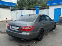 Gebraucht Mercedes E200 Avantgarde 184 PS (135 kW) 2012 Grau Limousine