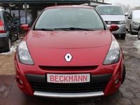 Gebraucht Renault Clio II Dynamique 79 PS (58 kW) 2010 Rot dyna Kleinwagen
