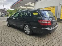 Gebraucht Mercedes E200 177 PS (130 kW) 2012 Schwarz Kombi