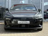 Neu Audi e-tron S-Line 269 kW (367 PS) 2026 Grau SUV