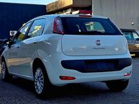 Gebraucht Fiat Punto Evo 77 PS (56 kW) 2011 Weiß Kleinwagen