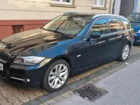Gebraucht BMW 318 143 PS (105 kW) 2012 Schwarz Kombi