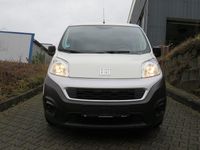 Gebraucht Fiat Fiorino 80 PS (58 kW) 2023 Weiß Van / Kleinbus