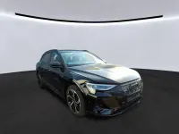Gebraucht Audi e-tron S-Line 300 kW (408 PS) 2023 Mythosschwarz metallic SUV
