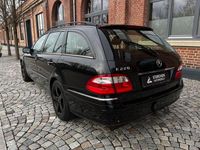 Gebraucht Mercedes E220 Elegance 150 PS (110 kW) 2004 Schwarz Limousine