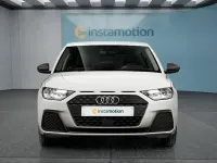 Gebraucht Audi A1 95 PS (69 kW) 2023 Weiss SUV