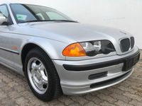 Gebraucht BMW 318 118 PS (86 kW) 1998 Silber Limousine