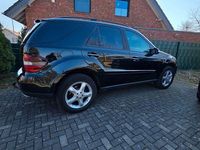 Gebraucht Mercedes ML350 272 PS (200 kW) 2006 Schwarz SUV