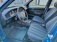 Gebraucht Mercedes 190 109 PS (80 kW) 1993 Blau Limousine