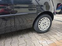Gebraucht Lancia Ypsilon 60 PS (44 kW) 2004 Schwarz Kleinwagen