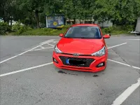Gebraucht Hyundai i20 Pure 101 PS (74 kW) 2019 Rot Kleinwagen