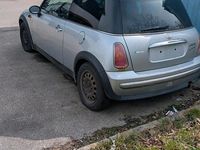 Usado Mini Cooper 116 HP (85 kW) 2003 Prateado Citadino