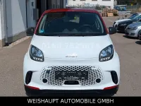 Gebraucht Smart ForFour Electric Drive 60 kW (82 PS) 2021 Rot Limousine