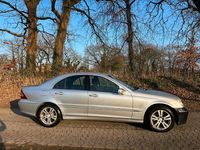 Gebraucht Mercedes C220 150 PS (110 kW) 2005 Silber Limousine