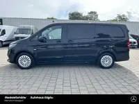Gebraucht Mercedes Vito 163 PS (119 kW) 2024 Obsidianschwarz (metallic) Van