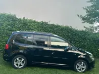 Gebraucht VW Touran Cup 140 PS (102 kW) 2015 Schwarz Van / Kleinbus