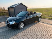 Gebraucht VW Eos 140 PS (102 kW) 2011 Schwarz Cabrio
