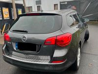 Gebraucht Opel Astra 125 PS (91 kW) 2011 Grau Kombi