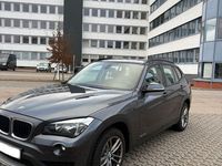 Gebraucht BMW X1 116 PS (85 kW) 2015 Grau SUV