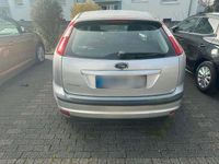 Gebraucht Ford Focus 101 PS (74 kW) 2007 Grau Kleinwagen