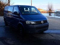 Gebraucht VW Caravelle 140 PS (102 kW) 2010 Blau Van / Kleinbus