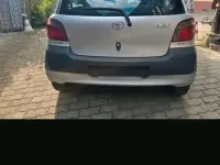 Gebraucht Toyota Yaris 68 PS (50 kW) 2002 Silber Kleinwagen