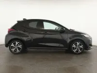 Gebraucht Toyota Yaris Hybrid 116 PS (85 kW) 2025 Mysticschwarz Limousine