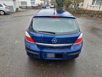 Usata Opel Astra 101 CV (74 kW) 2004 Blu Berlina