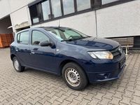 Używany Dacia Sandero 90 KM (66 kW) 2014 Niebieski Hatchback