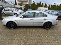 Gebraucht Ford Mondeo Trend 110 PS (80 kW) 2001 Silber Limousine