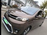 Gebraucht Toyota Proace Team 177 PS (130 kW) 2022 Braun Van / Kleinbus