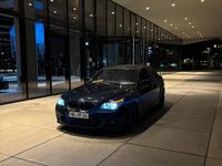 Gebraucht BMW 545 333 PS (244 kW) 2005 Blau Limousine