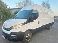 Gebraucht Iveco Daily 158 PS (116 kW) 2018 Weiß Van / Kleinbus