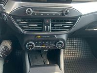 Gebraucht Ford Focus Titanium 150 PS (110 kW) 2021 Blau Limousine