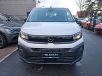 Neu Opel Combo 131 PS (96 kW) 2025 Weiß Kombi