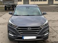 Gebraucht Hyundai Tucson 115 PS (84 kW) 2016 Grau SUV