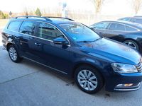 Gebraucht VW Passat 122 PS (89 kW) 2011 Blau Kombi