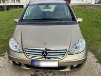 Gebraucht Mercedes A180 Elegance 109 PS (80 kW) 2005 Gold Van / Kleinbus