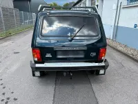 Gebraucht Lada niva 86 PS (63 kW) 2013 Grün SUV