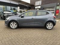 Gebraucht Renault Clio V SE 67 PS (49 kW) 2022 Grau Limousine