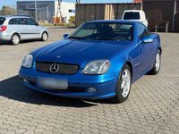 Gebraucht Mercedes SLK230 197 PS (144 kW) 2002 Blau Cabrio