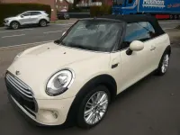 Gebraucht Mini Cooper D Cabriolet 116 PS (85 kW) 2017 Weiß Cabrio