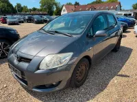 Gebraucht Toyota Auris Life 132 PS (97 kW) 2010 Grau Kleinwagen