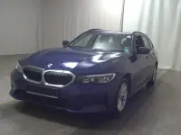 Używany BMW 320 Advantage 190 KM (139 kW) 2021 Niebieski Kombi