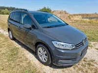 Gebraucht VW Touran Comfortline 150 PS (110 kW) 2019 Grau Van / Kleinbus